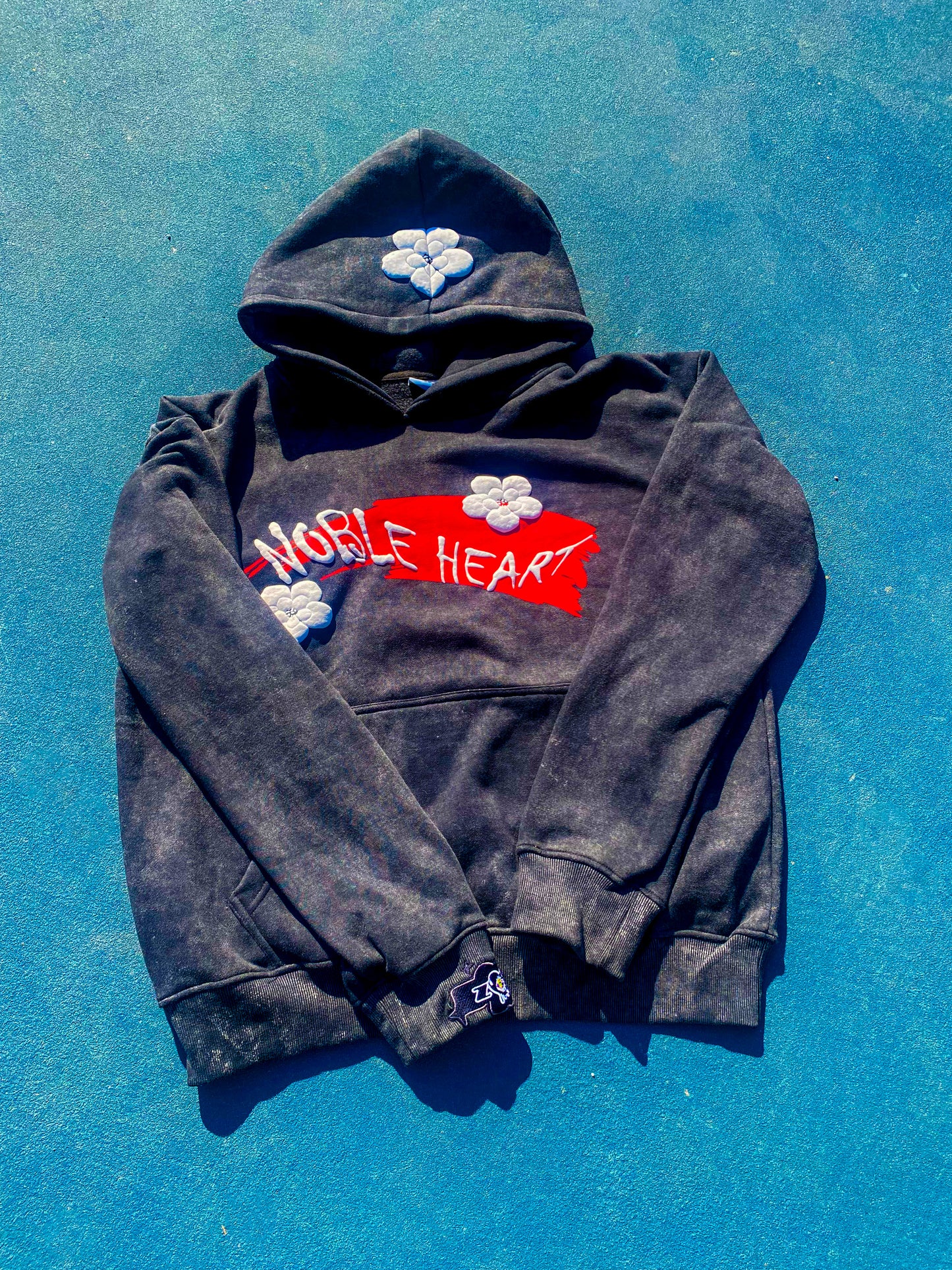 ZOLA Noble Heart V1 Hoodie (Black)